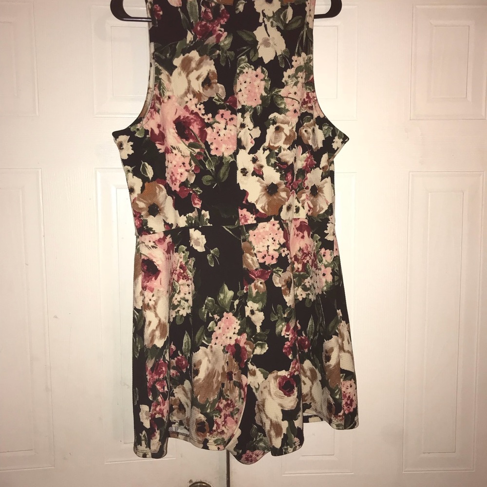 Romper - Picture 3 of 3